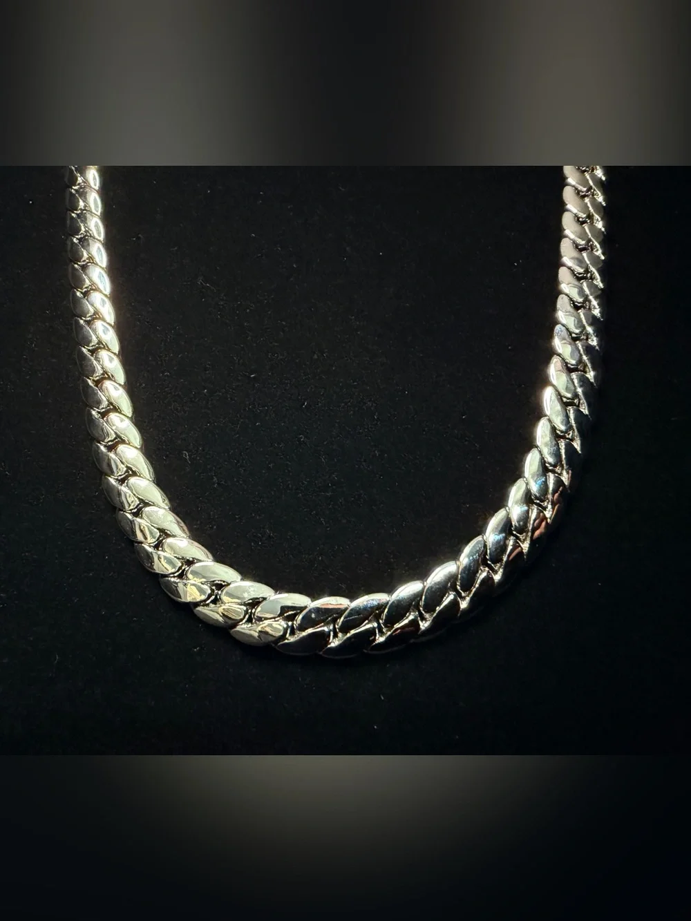 Miami Cuban 20in 7.5MM 14K Gold Filled necklace W/Box Lock. Brand new.